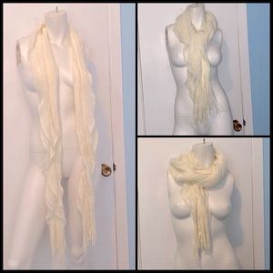Beautiful Winter White Scarf w/ Ruffle Detailing